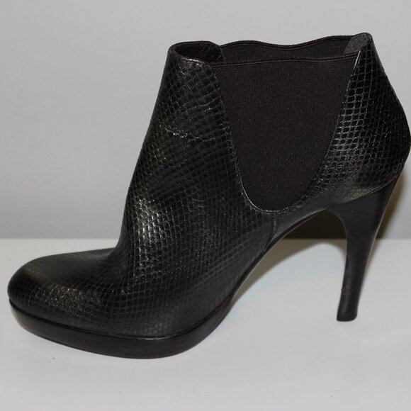 Stuart Weitzman Black Snake Embossed Reptile High Heel Ankle Booties Size 9M - Picture 3 of 12
